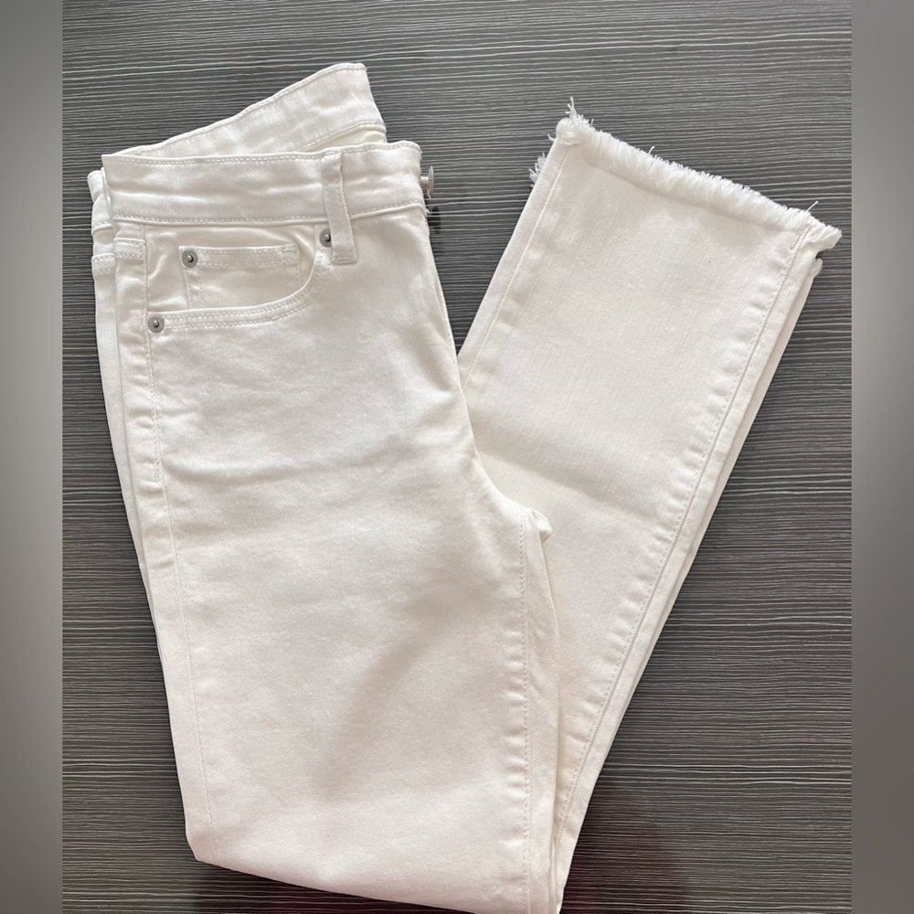 GAP White Straight Leg Cropped Raw Hem Denim Jeans Size 2 - Picture 3 of 10